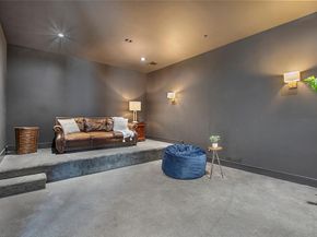 1620  Neal Street , Dallas Texas 75208