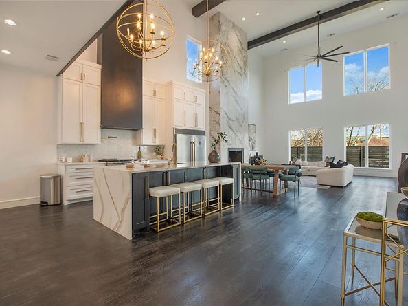 1620  Neal Street , Dallas Texas 75208