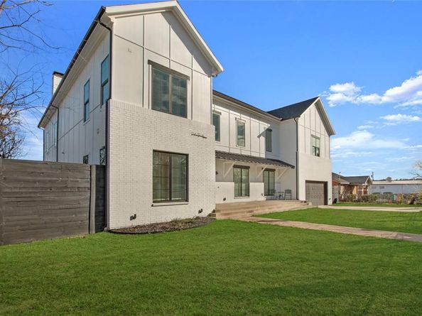 1620  Neal Street , Dallas Texas 75208