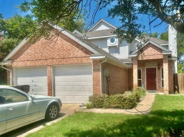 1305  Berkeley Court , Plano Texas 75023