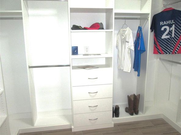 1305  Berkeley Court , Plano Texas 75023