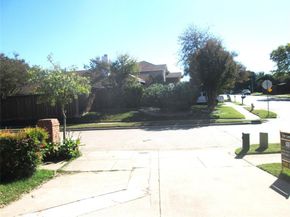 1305  Berkeley Court , Plano Texas 75023