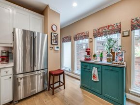 3715  Douglas Avenue , Dallas Texas 75219