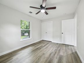1721  Nueces Trail , Arlington Texas 76012