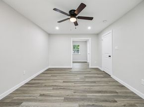 1721  Nueces Trail , Arlington Texas 76012
