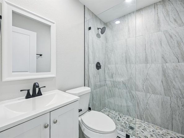 1721  Nueces Trail , Arlington Texas 76012