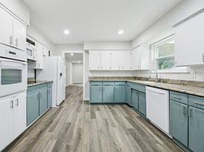 1721  Nueces Trail , Arlington Texas 76012