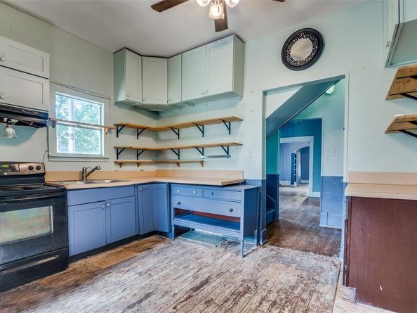 1114 S Tyler Street , Dallas Texas 75208
