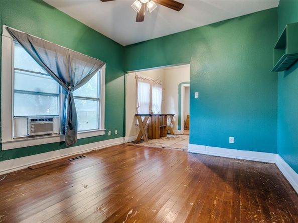 1114 S Tyler Street , Dallas Texas 75208