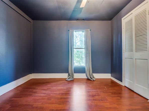 1114 S Tyler Street , Dallas Texas 75208