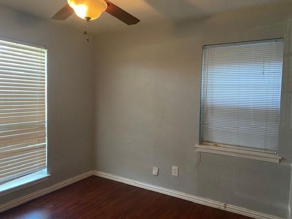 406 S Park Street , Little Elm Texas 75068
