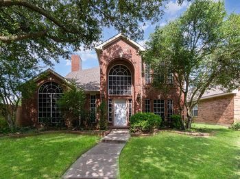 112  Brentwood Court 