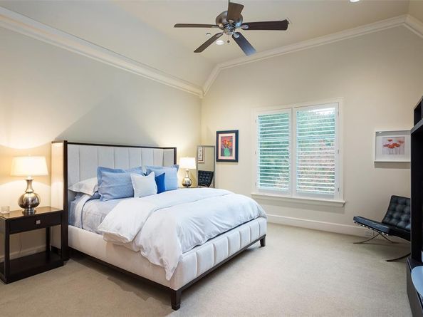 33  Glen Abbey Drive , Dallas Texas 75248