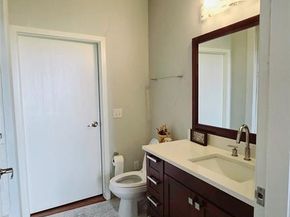 1220 W Trinity Mills Road  5004, Carrollton Texas 75006
