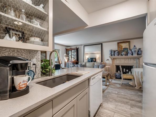 4851  Cedar Springs Road  182, Dallas Texas 75219