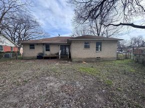 811  Manhattan Drive , Dallas Texas 75217