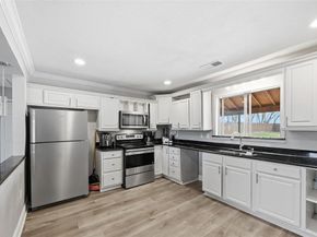 1912  Rayburn Avenue , Mesquite Texas 75149