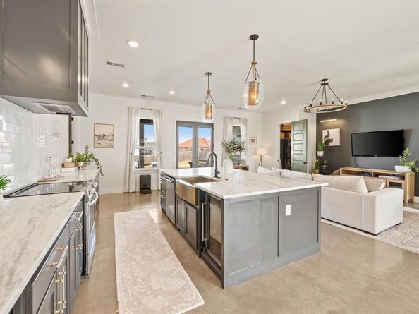 7604  Trailridge Drive , Fort Worth Texas 76179