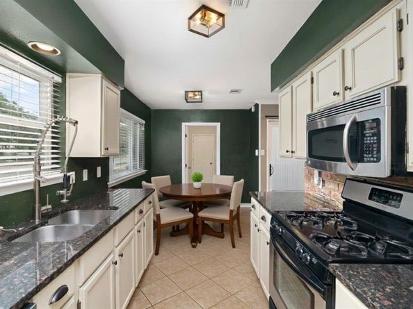 748  Vinecrest Lane , Richardson Texas 75080