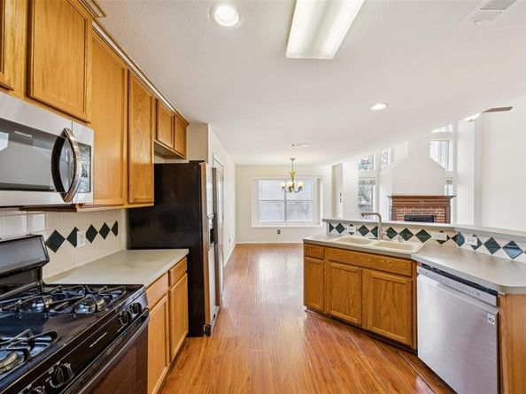 1605  Glendora Court , Denton Texas 76210