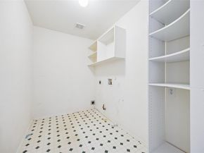 1605  Glendora Court , Denton Texas 76210