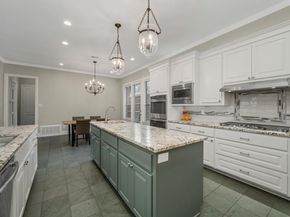 5972  Campus Court , Plano Texas 75093