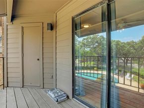 15221  Berry Trail  304, Dallas Texas 75248