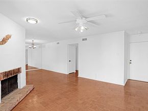 15221  Berry Trail  304, Dallas Texas 75248