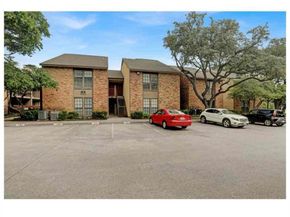 15221  Berry Trail  304, Dallas Texas 75248