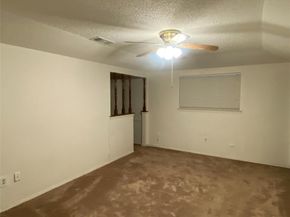 911  Cambridge Drive , Duncanville Texas 75137