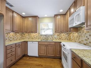 605 S Weatherred Drive , Richardson Texas 75080