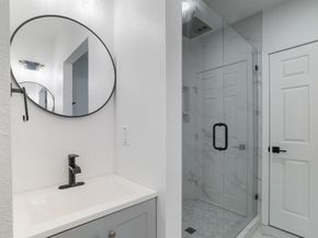 2916  Travis Avenue , Fort Worth Texas 76110