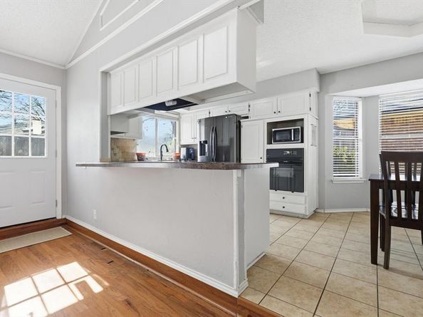 5114  Overridge Drive , Arlington Texas 76017