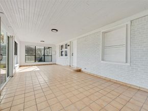 1502  Betsy Lane , Irving Texas 75061