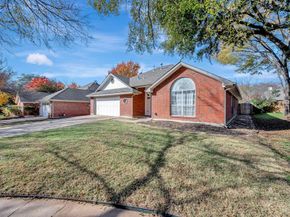 5405  Glacier Court , Fort Worth Texas 76137