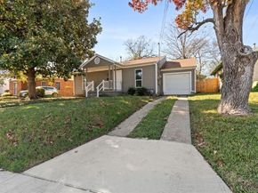 2725  Bowling Green Avenue , Dallas Texas 75216