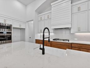 834  Montrose Drive , Rockwall Texas 75087