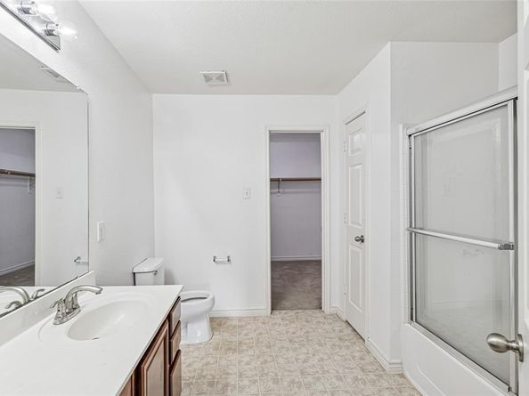 2014  Bishop Hill , Little Elm Texas 75036
