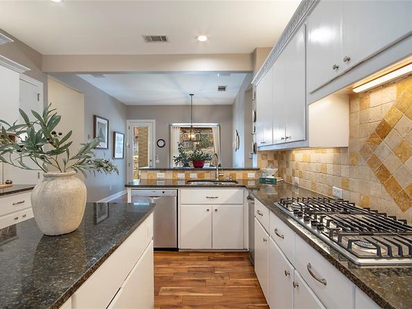 3107  Hillside Drive , Highland Village Texas 75077