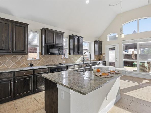 7036  Miramar  , Grand Prairie Texas 75054