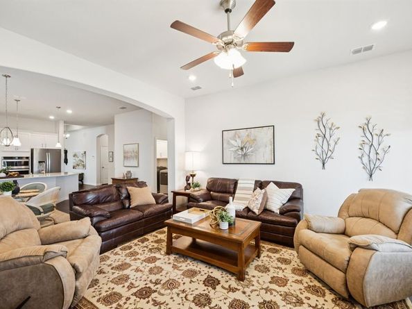 1324  Lake Falls Terrace , Lewisville Texas 75010