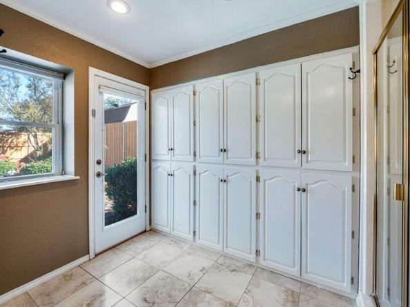 1807 S Crest  , Carrollton Texas 75006