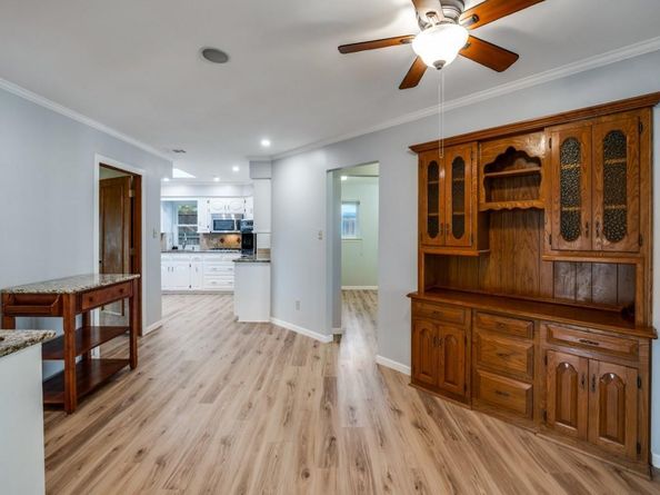 1807 S Crest  , Carrollton Texas 75006