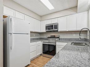 813  Cherry Hills Drive , Lancaster Texas 75134