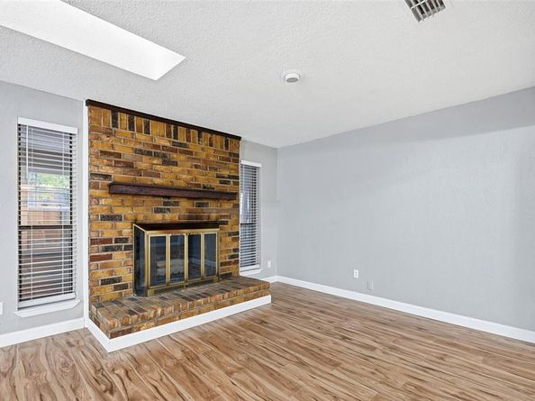 813  Cherry Hills Drive , Lancaster Texas 75134