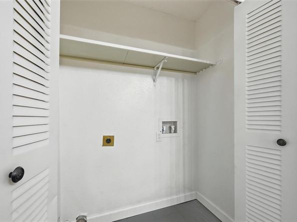 813  Cherry Hills Drive , Lancaster Texas 75134