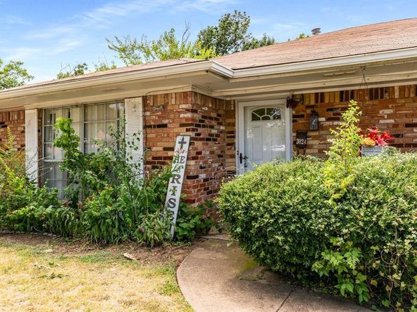 3024  Conflans Road  3026, Irving Texas 75061