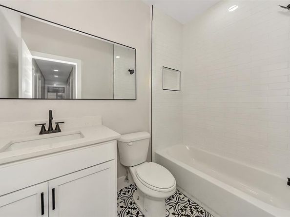 2549  Creekwood Lane , Fort Worth Texas 76123