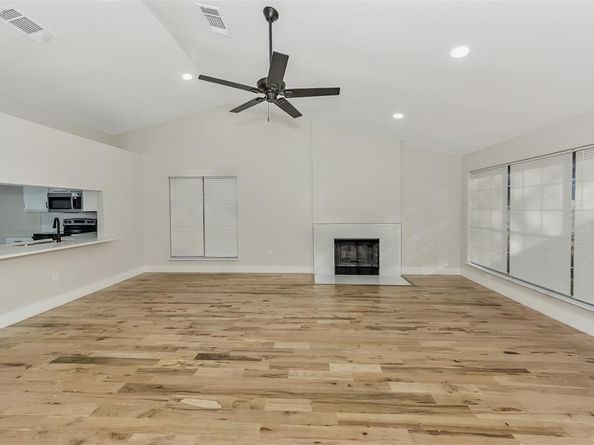 2549  Creekwood Lane , Fort Worth Texas 76123