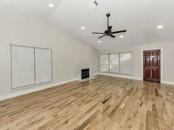 2549  Creekwood Lane , Fort Worth Texas 76123